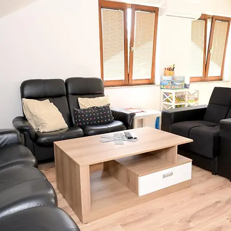 Apartman Lotus *